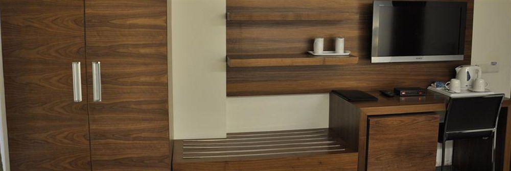 Fabhotel Prime Sage होटल