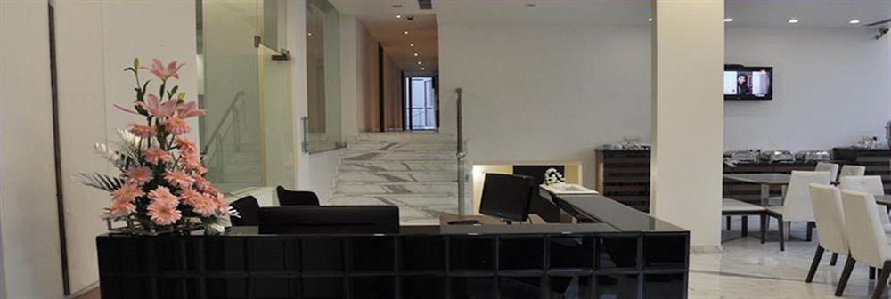 Fabhotel Prime Sage होटल New Delhi